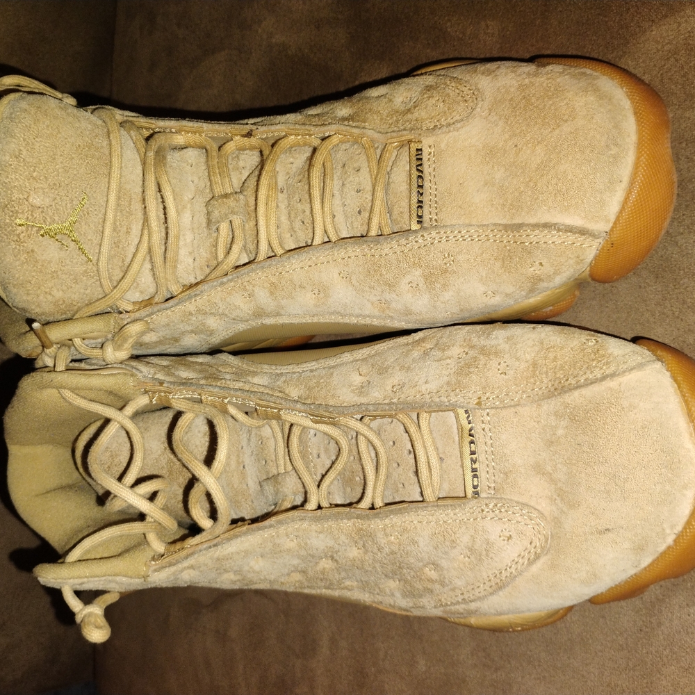 Jordan 13 Retro Wheat Size 9 1/5 Msp $436